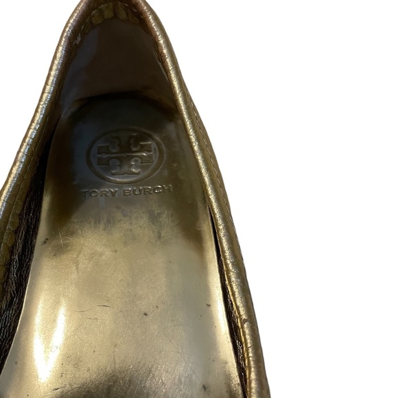 Tory‎ Burch Lawrence Gold Loafers with Tassels, Size 8M - Picture 4 of 12